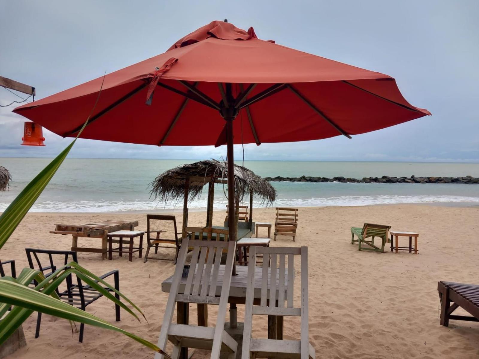Blue Horizon Beach Hotel Тангалла Экстерьер фото